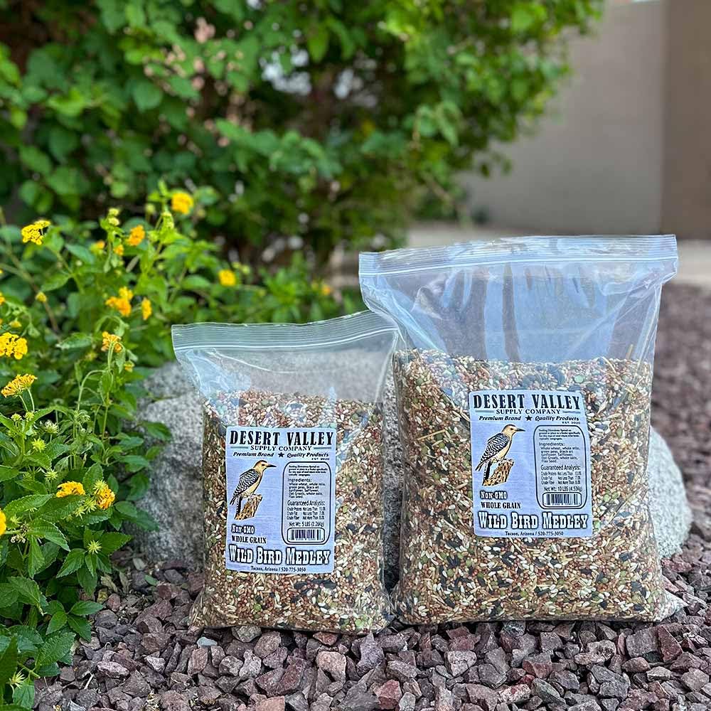 Whole Grain Scratch Feed 10-Pounds F8450