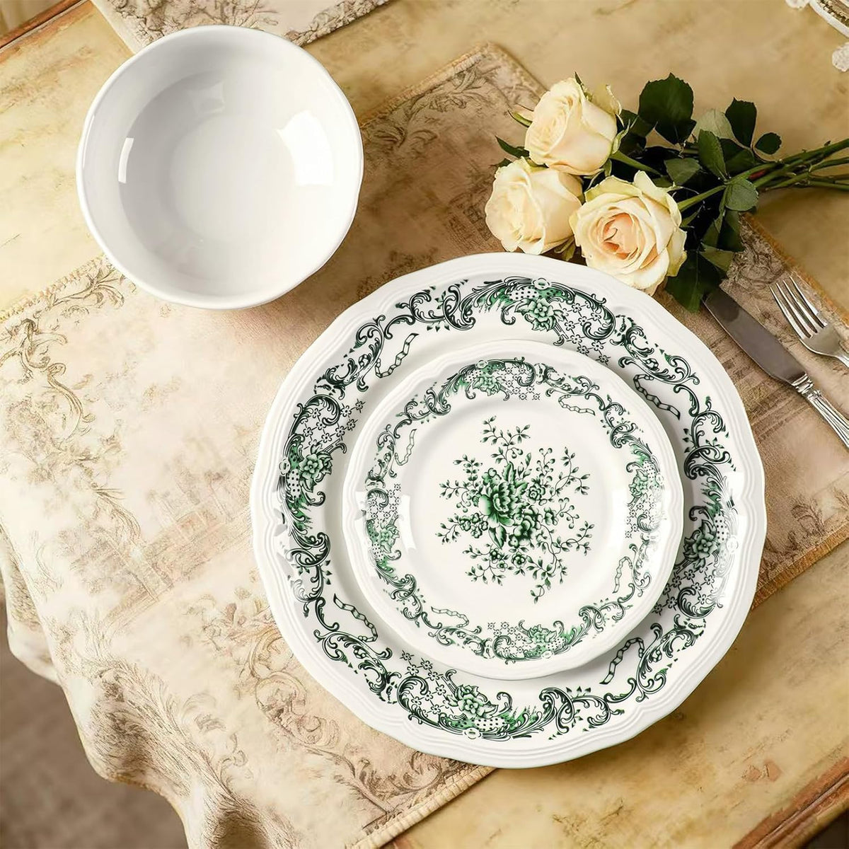 12-Piece Scalloped Edge Ceramic Dinnerware Set H3102